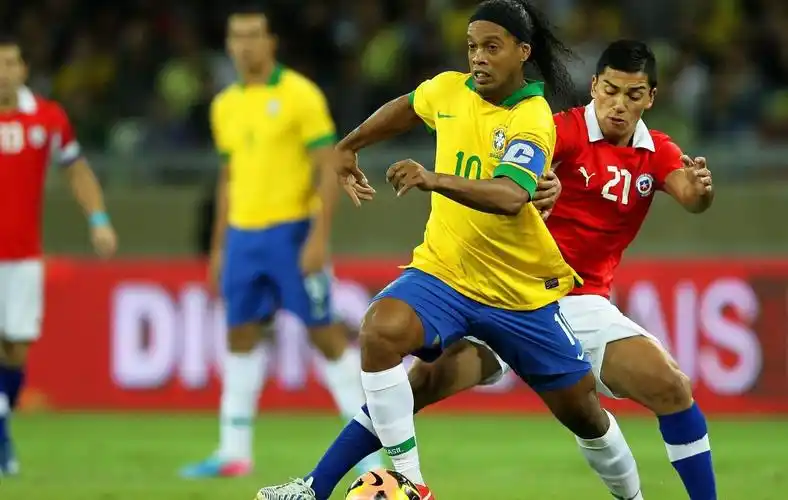 比萨俱乐部 比萨俱乐部