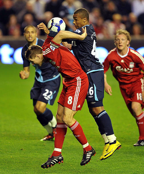 在中场展示 在中场展示